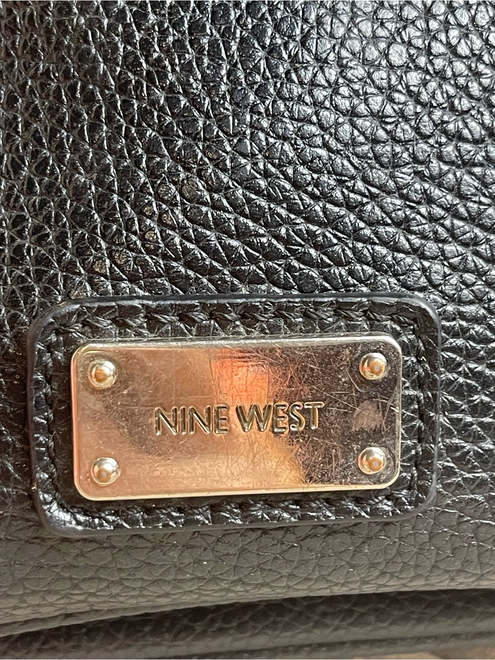 Nine West Black Pebbled Crossbody Bag Silver Logo Plaque Purse - Picture 2 of 6